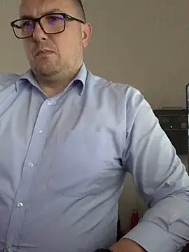 Mike8523 online show from February 2026 03:45:01 PM