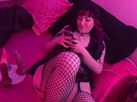 ChrryFoxx online show from April 2026 11:03:01 AM