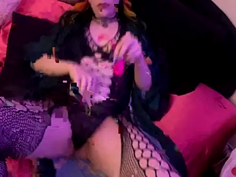 Snapshot of ChrryFoxx chatting on November 2025 11:31:01 AM ChrryFoxx online show from November 2025 11:31:01 AM