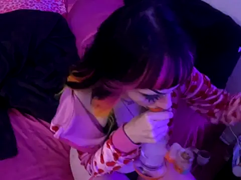 Snapshot of ChrryFoxx chatting on October 2025 08:44:02 AM ChrryFoxx online show from October 2025 08:44:02 AM