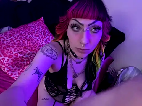 Snapshot of ChrryFoxx chatting on November 2025 10:19:02 AM ChrryFoxx online show from November 2025 10:19:02 AM