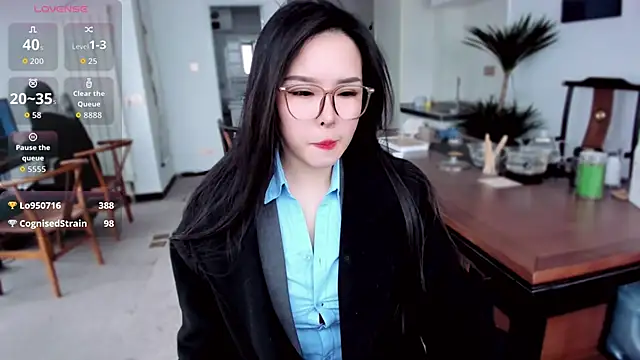 xixiya888 online show from October 2025 01:50:01 AM