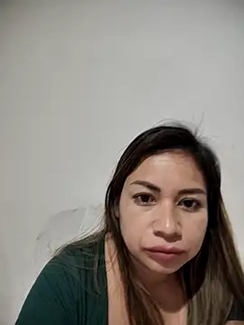 Snapshot of BellaMex89 chatting on March 2025 04:43:01 AM BellaMex89 online show from March 2025 04:43:01 AM