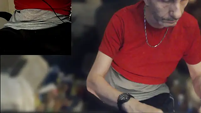 maxdaddy690 online show from May 2026 08:01:01 PM