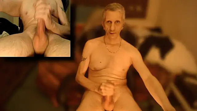 maxdaddy690 online show from February 2025 08:42:02 PM