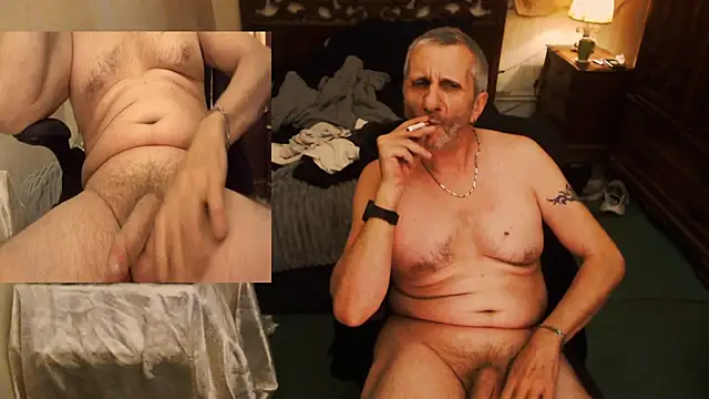 maxdaddy690 online show from October 2025 10:57:01 PM