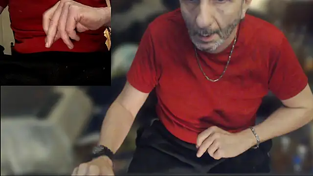 maxdaddy690 online show from May 2026 10:36:01 PM