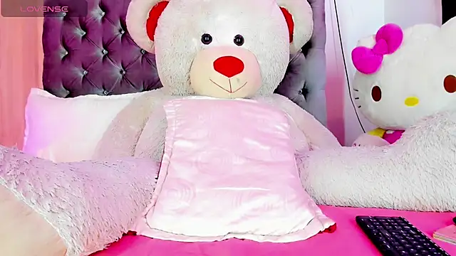 Julie Lovelyx1 online show from March 2025 07:03:02 AM