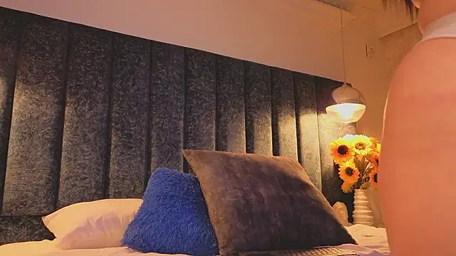 Ariannaa Suarez1 online show from March 2026 07:37:02 PM