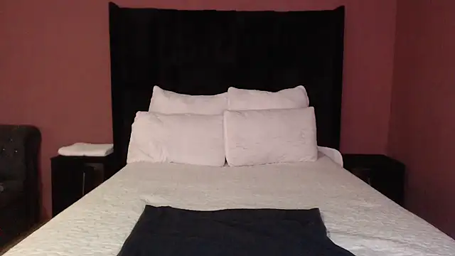 xMiAmor online show from April 2026 11:17:02 AM