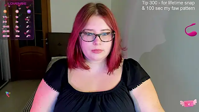 Snapshot of Lily_lu_one chatting on September 2025 10:05:02 PM Lily lu one online show from September 2025 10:05:02 PM