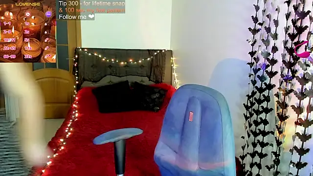 Snapshot of Lily_lu_one chatting on October 2025 10:21:02 PM Lily lu one online show from October 2025 10:21:02 PM