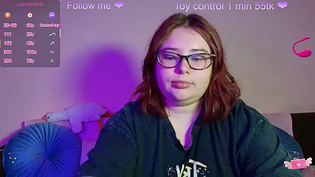 Snapshot of Lily_lu_one chatting on September 2025 05:29:01 PM Lily lu one online show from September 2025 05:29:01 PM