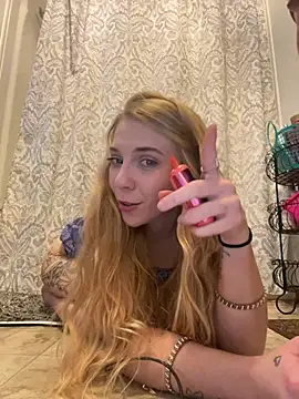 Snapshot of qtkayyzzxoxo chatting on March 2025 10:48:02 PM qtkayyzzxoxo online show from March 2025 10:48:02 PM