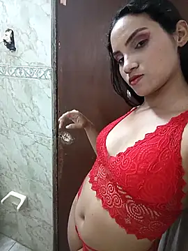 Snapshot of Laurabutt chatting on September 2025 03:42:02 AM Laurabutt online show from September 2025 03:42:02 AM