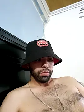 KlaudioAndresII online show from March 2025 10:41:01 AM