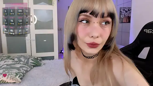 Cherry Bite online show from November 2025 09:41:01 PM