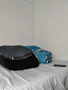 morenosiam online show from April 2026 11:23:02 PM