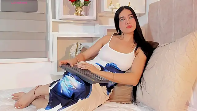 MiiaParker6972 online show from June 2026 01:55:02 AM