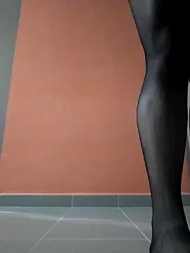 Snapshot of gothicmagiccatgirl chatting on November 2025 11:31:02 PM gothicmagiccatgirl online show from November 2025 11:31:02 PM