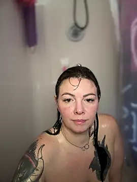 Snapshot of NaughtyLittleVeteran chatting on March 2025 12:12:01 PM NaughtyLittleVeteran online show from March 2025 12:12:01 PM