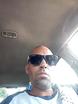 omeriz online show from November 2025 06:45:01 PM