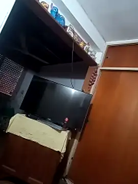 omeriz online show from November 2025 09:08:01 PM