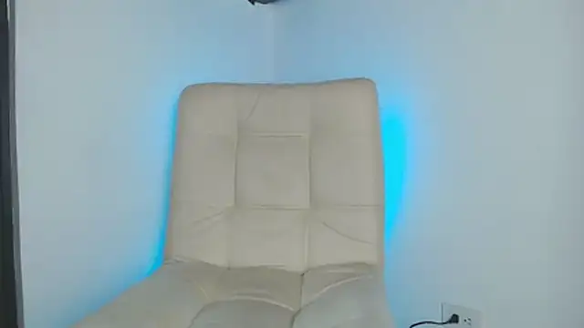 Andy collins   online show from October 2025 10:34:01 PM