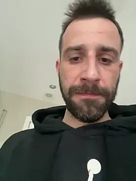 gryzoon online show from April 2026 04:50:04 AM