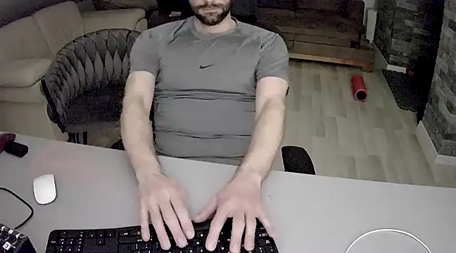 gryzoon online show from March 2025 01:32:02 AM