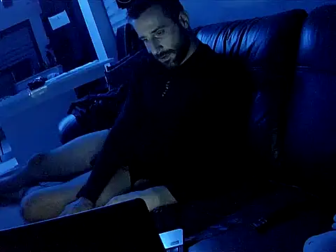 gryzoon online show from October 2025 12:33:02 AM