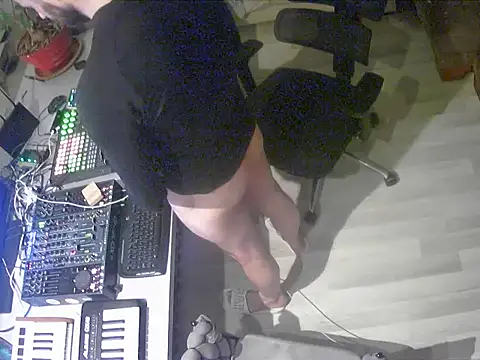 gryzoon online show from February 2026 12:18:02 AM