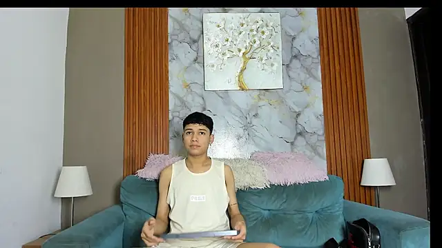Snapshot of KING_OFF_BOYS chatting on July 2026 01:21:01 PM KING OFF BOYS online show from July 2026 01:21:01 PM