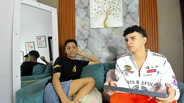 KING OFF BOYS online show from May 2026 02:35:01 PM
