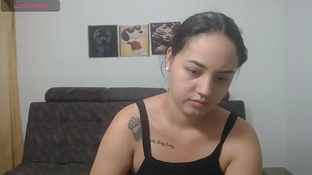 Anthonela Queen online show from March 2025 10:44:02 AM