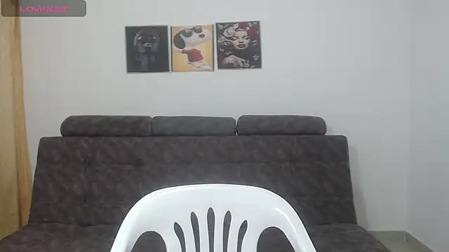 Anthonela Queen online show from March 2025 03:44:01 PM