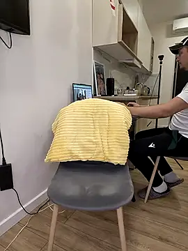  KissMyAss  online show from March 2026 11:18:02 PM