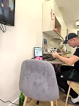  KissMyAss  online show from March 2026 05:20:01 PM