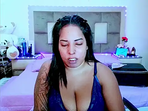 indiantopaz694u online show from May 2026 04:45:02 AM