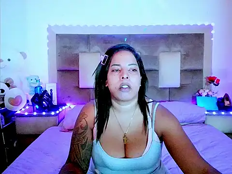 indiantopaz694u online show from April 2026 04:18:01 AM