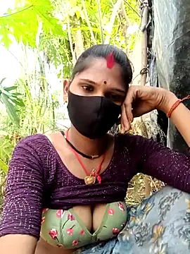 Chhavi Chadha online show from November 2025 07:18:02 AM