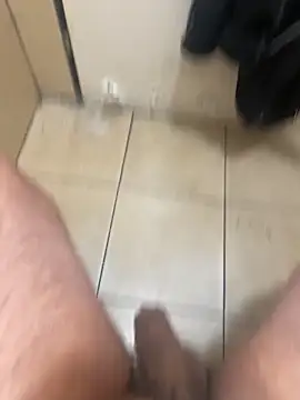 Alexander18edd online show from October 2025 02:07:02 PM