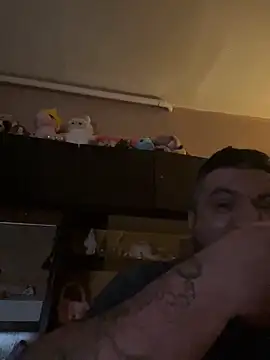 Alexander18edd online show from February 2026 07:44:01 PM