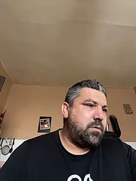 Alexander18edd online show from November 2025 01:28:01 PM