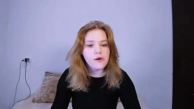 LaseyMoon online show from October 2025 10:20:02 PM