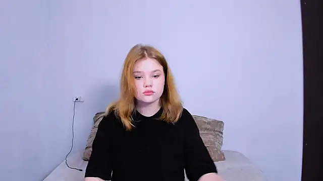 LaseyMoon online show from October 2025 10:18:02 PM