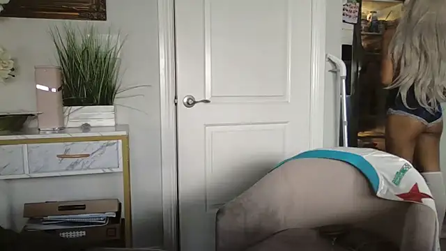 princesskimamii online show from September 2025 11:33:02 PM