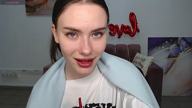 ElenaOconar online show from March 2025 09:45:01 AM