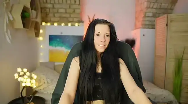 April Olsen online show from February 2025 09:18:01 AM