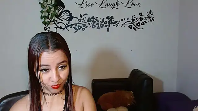 Snapshot of alexaa_gibson1 chatting on March 2025 12:46:01 PM alexaa gibson1 online show from March 2025 12:46:01 PM